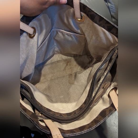 MK Tote Bag - Picture 2 of 10